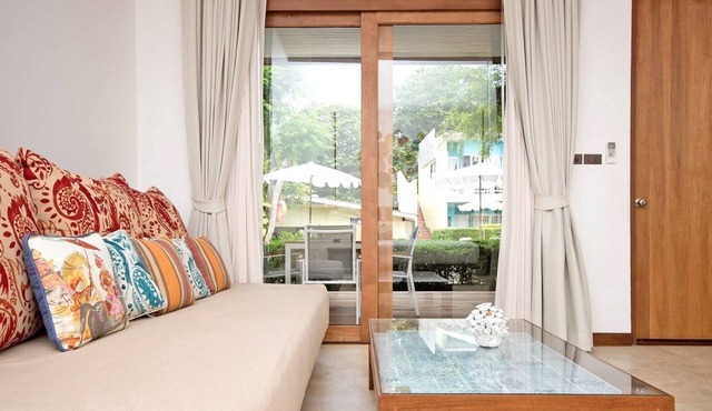 Poolside Villa Ko Samet in Rayong