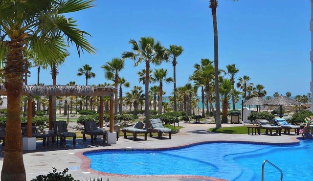 Popular Sandy Beach Condo at Casa Blanca C503