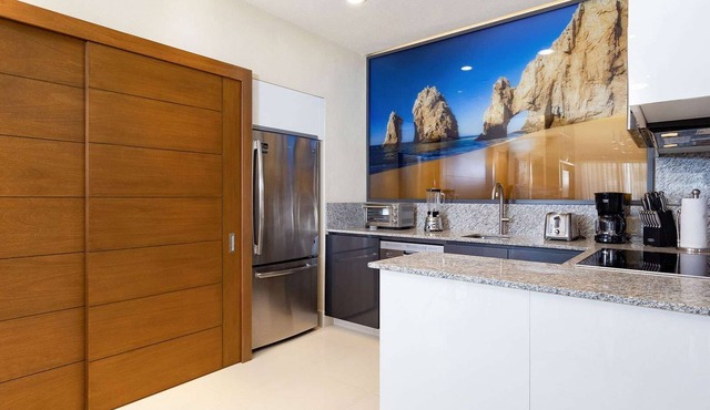 Prime Cabo San Lucas Location! 1 Bedroom Suite at Brand New Resort!