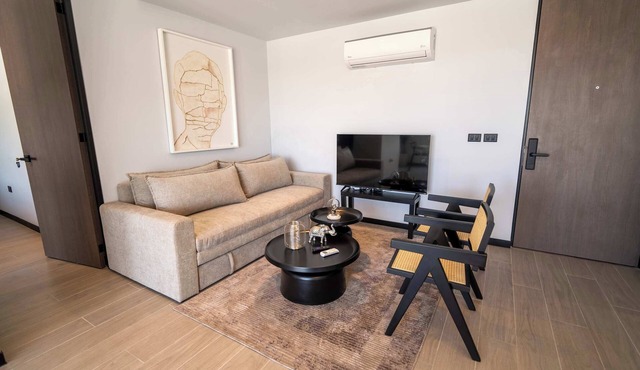 Prime Loft at Elysian w/Infinity Pool & Gym | Duna S.