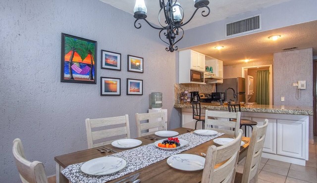 Princesa Resort D-208 Living Water Clean Spacious Condo