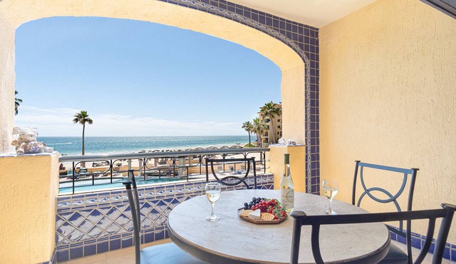 Princesa Resort E-204 NEWLY RENOVATED Cozy Ocean Front Condo
