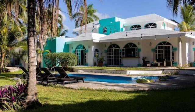 Private Cancun Villa | Pool, Garden | Family-Friendly | Near Beaches & Shopping"