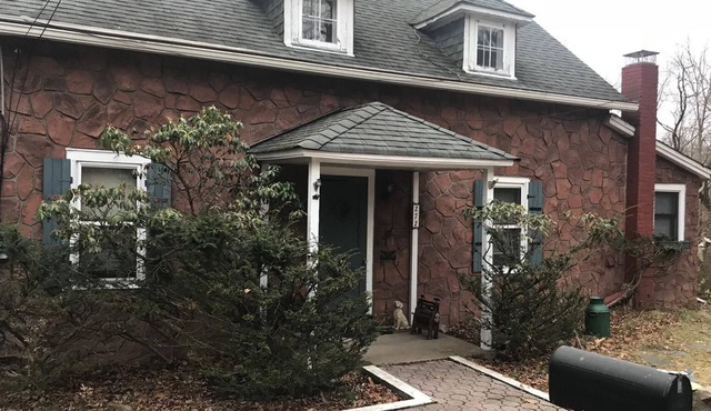 Private Cozy Cottage in New Hempstead in Spring Valley