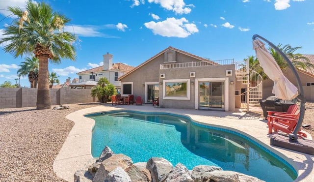Private Golf Oasis with Pool Patio and Mtn Views