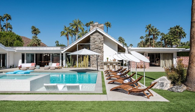 PS Aloha: Welcomes with Stunning Style, Views, Pool, Spa and Pet Friendly