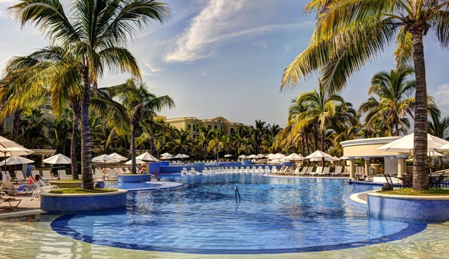 Pueblo Bonito Emerald Bay Resort & Spa - All Inclusive