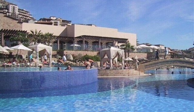 Pueblo Bonito Sunset Beach Studio Rental Week 52: Jan 1- Jan 8, 2024.