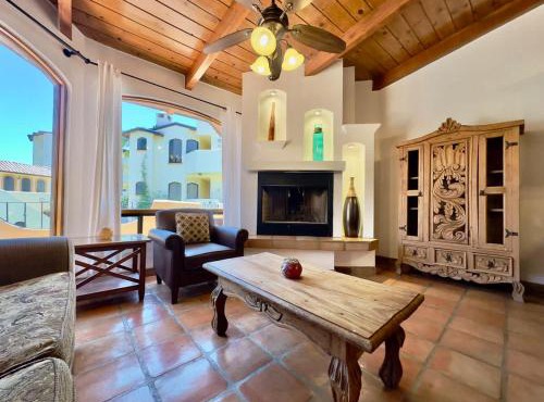 Puerto Nuevo Surf Casita Encanto 1BR with pool