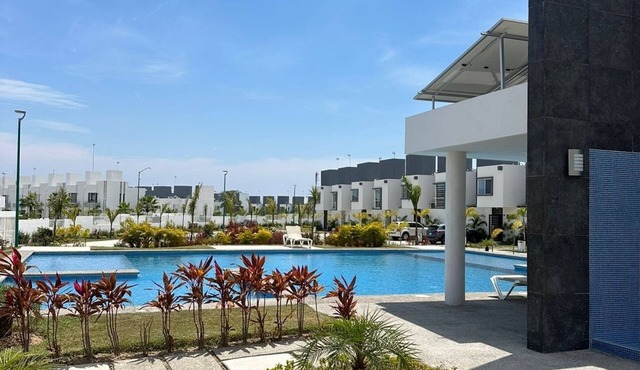 Puerto Vallarta Altavela Capri 5