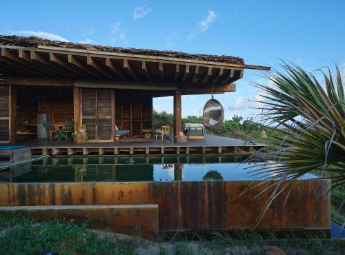 Punta Pajaros Hotel