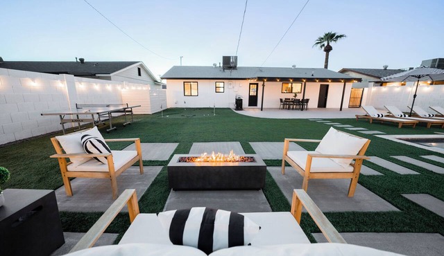 Putting Green + Cornhole + Grill + Fire Pit | Old Town Scottsdale | Sun & Social