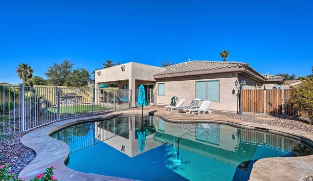 Putting Green + Game Room: Goodyear Oasis