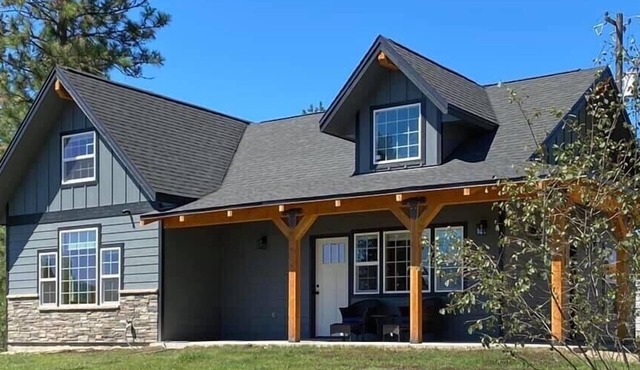 Quiet, Comfy Columbia River Viewspot: Full Kitchen, Grill, Yard; Dogs OK