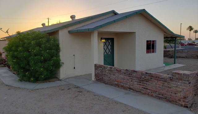 Quirky Yuma Guest House