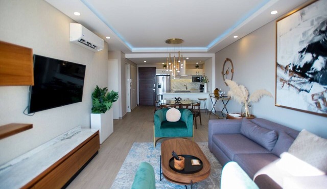 Real View Towers in Real Center, 7th floor, Luxury 1BD, Zona Real, Andares