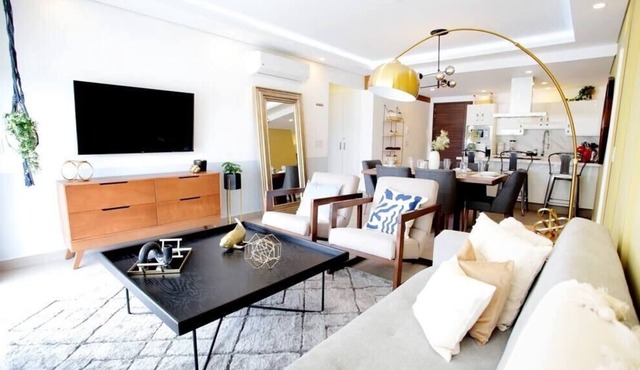 RealLuxe - Stylish apartment