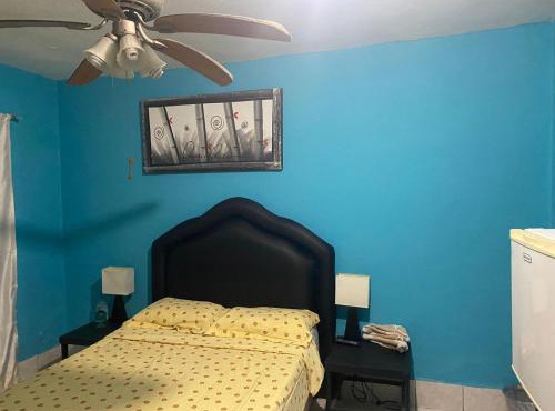 Recamara a media cuadra de la playa