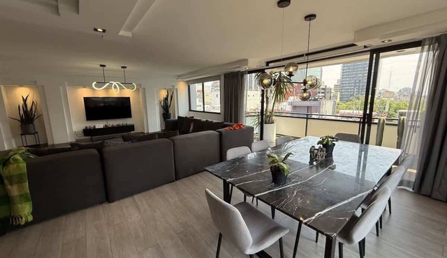 *Reforma Prestige 4 Bedroom Suite 8 pax w/AC