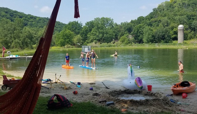 Relax Amidst Nature On Clear Creek