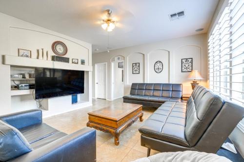 Relax Poolside! Group-Friendly San Tan Valley Gem