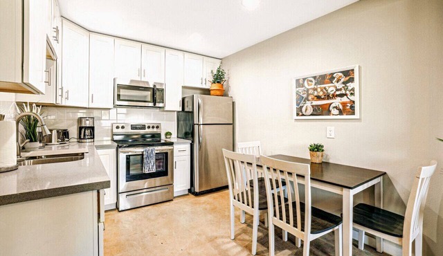 Relaxing Desert Botanical 2 Bedroom In Biltmore