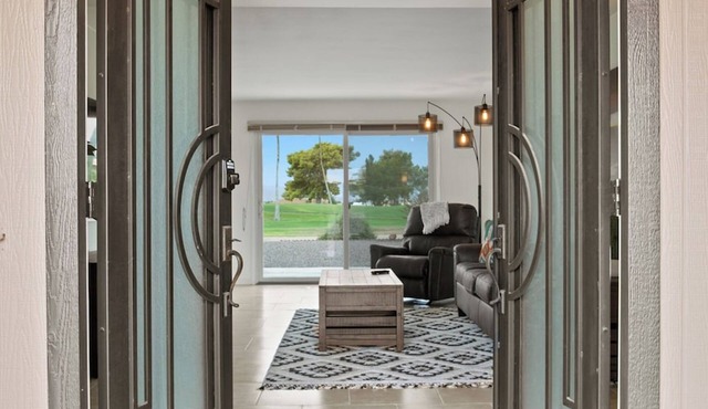 Relaxing Golf Retreat! 2-bedroom Desert Oasis