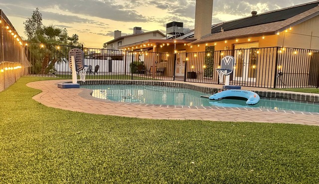 Relaxing Vibes at this 3 bedroom house with Pool