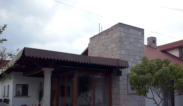 Rest house, vacation, business, luxury finishes, wood, security, peace