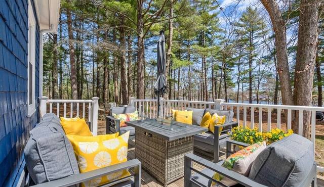 Riverfront Retreat in Wareham 6 bd+pet+gameroom in Wareham