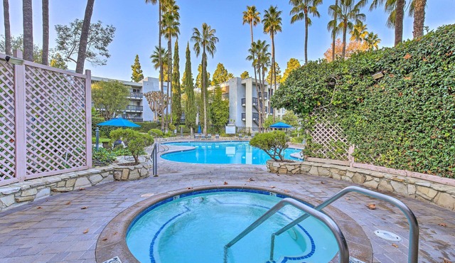 Rolling Hills Estates Condo w/Free WiFi! in Rolling Hills Estates