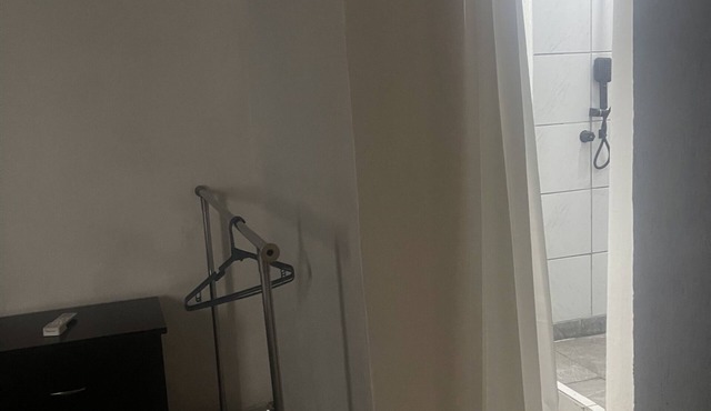 Room near the airport