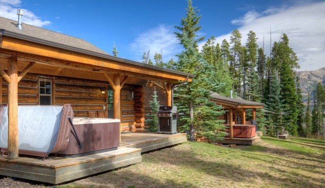 Rustic Ridge Hideaway | Hot Tub + Elite Ski Access