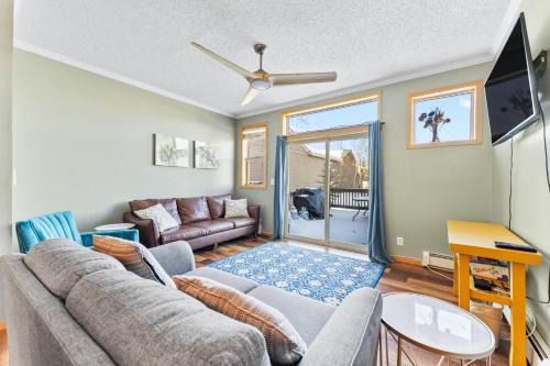 Saddle Ridge Townhomes #253 : 2