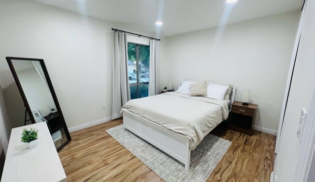 Safe Quiet 1BR/1BA Condo