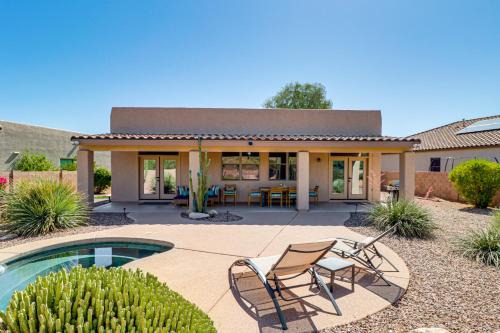 Saguaro Sanctuary: Tucson Home w/Outdoor Oasis