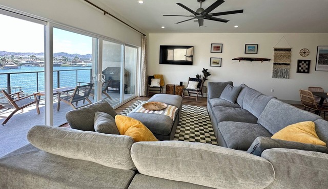 Salt Cedar on the Lagoon. Waterfront & Dock. 3 King Beds 4 Bath. Martinez Lake