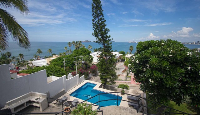 Sandy Dreams Casita with Pool and AMAZING Sunset Views