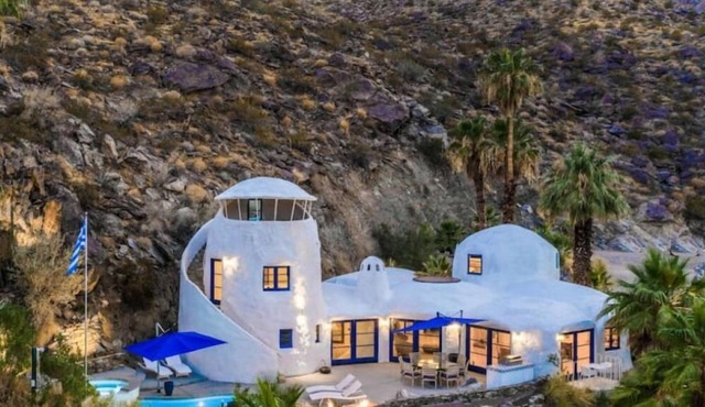 Santorini House | Panoramic Palm Springs Views
