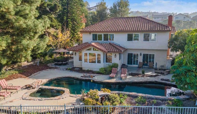 Secluded Romantic Getaway with Stunning NatureView