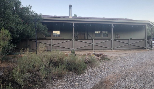 Secluded w/views 4BD 2BA on 1 acre with trees. Pet friendly no size limit!