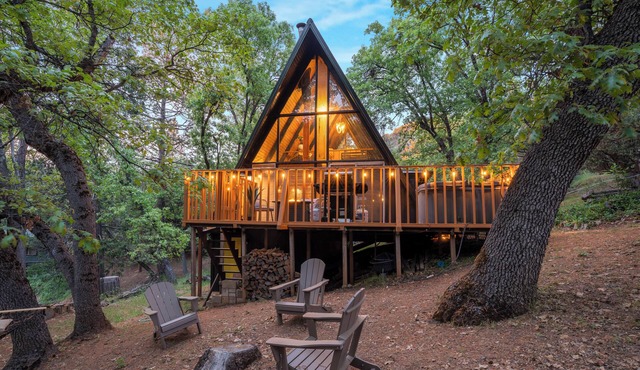 Sequoia A-frame Nirvana: Modern + Views + Hot Tub - Holiday Home