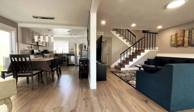 Serene 4-bedroom house lake front house