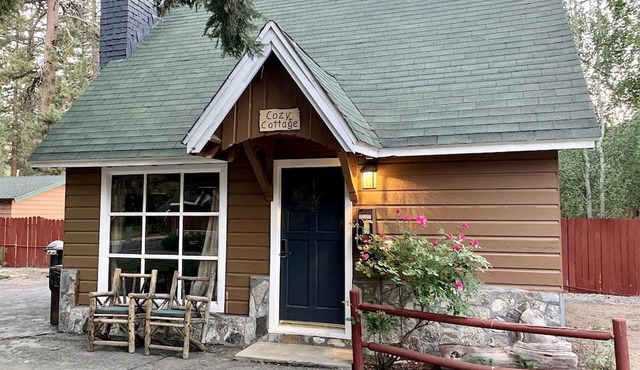 Serene and Cozy Cottage in Big Bear California, Perfect for a Weekend Getaway from San Bernadino