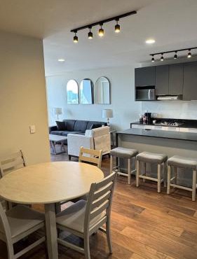SIE7E NEW Condo