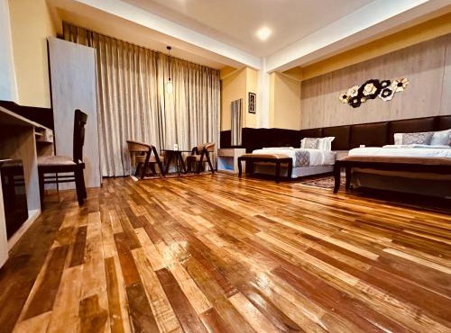 Silver Cloud Hotel