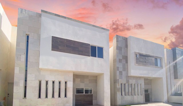 Sister Houses in private gated community with pool 5 min Airport and Consulate