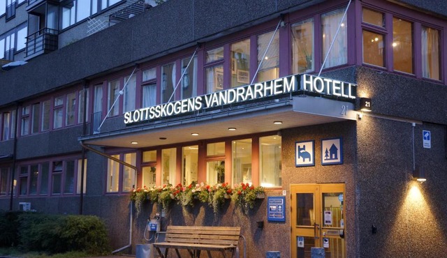 Slottsskogens Hostel