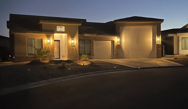 Snowbirds delight! Spectacular/new, custom home with heated pool & spa