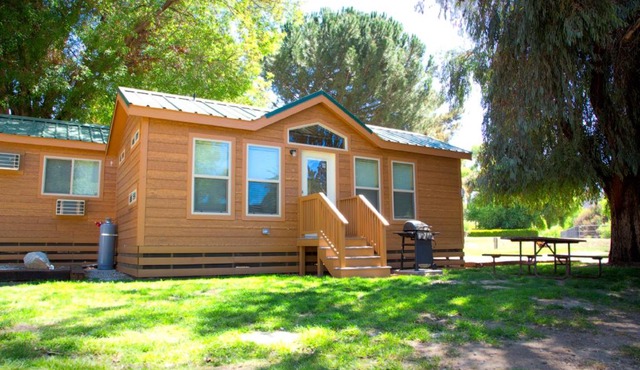 Soledad Canyon Cottage 2